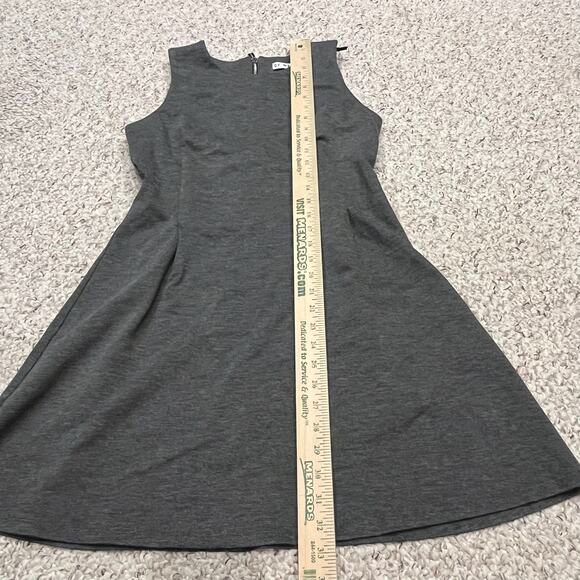 Of Mercer New York High Neck Gray Dress Sz 6 Classic A-Line Mini Minimalist - Picture 5 of 7